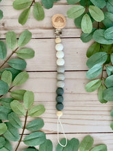 Load image into Gallery viewer, Pacifier Clip